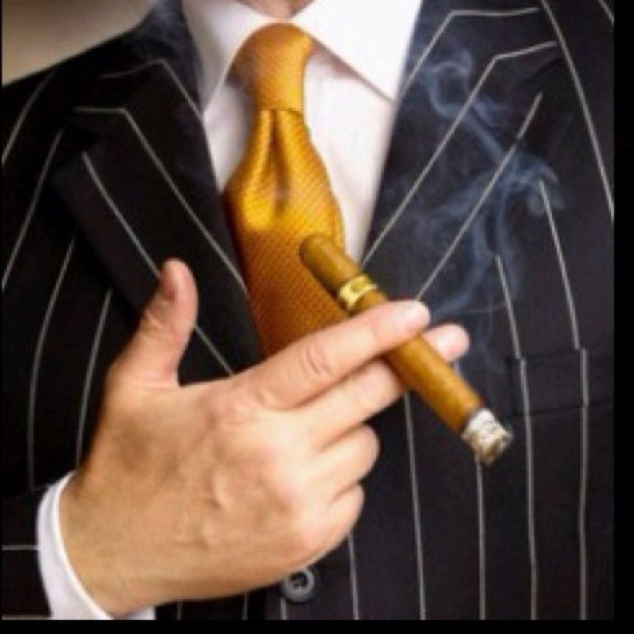 MoneyWiIlBuy's profile picture. 