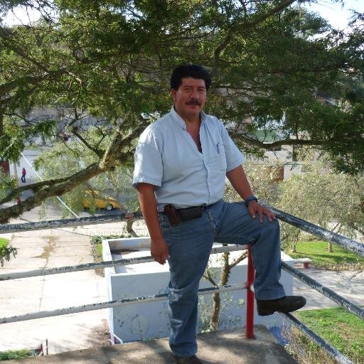 Dr. MEDICO VETERINARIO ZOOTECNISTA