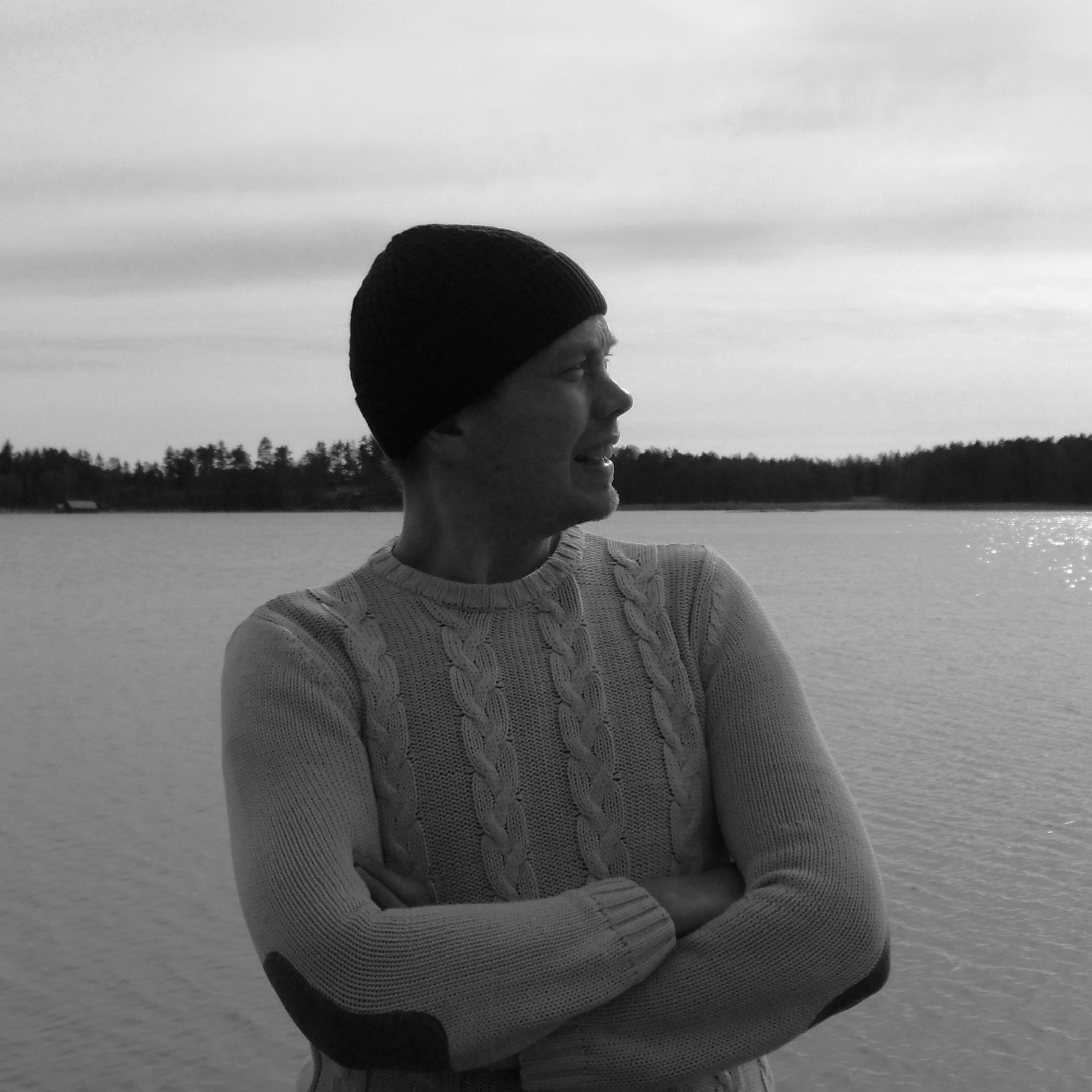 Välivuotta pitävä yrittäjä. Aiemmin sote-toimitusjohtaja, kaupungin- ja kunnanjohtaja. Sote, hyvinvointi, aluekehitys, osaaminen, urheilu, metsästys ja metsä