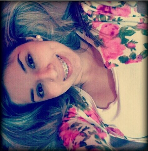 com um sorriso na cara eu sempre sou sem stress ♪
