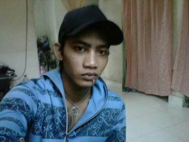 aguspra42197784's profile picture. kita baru akan mrasa rindu/mnysal..saat seseorg yg kita cintai tlah prgi