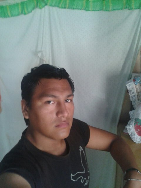 hola soy mexico me gusta el futbol le boy a real madril soy una persona muy sociable