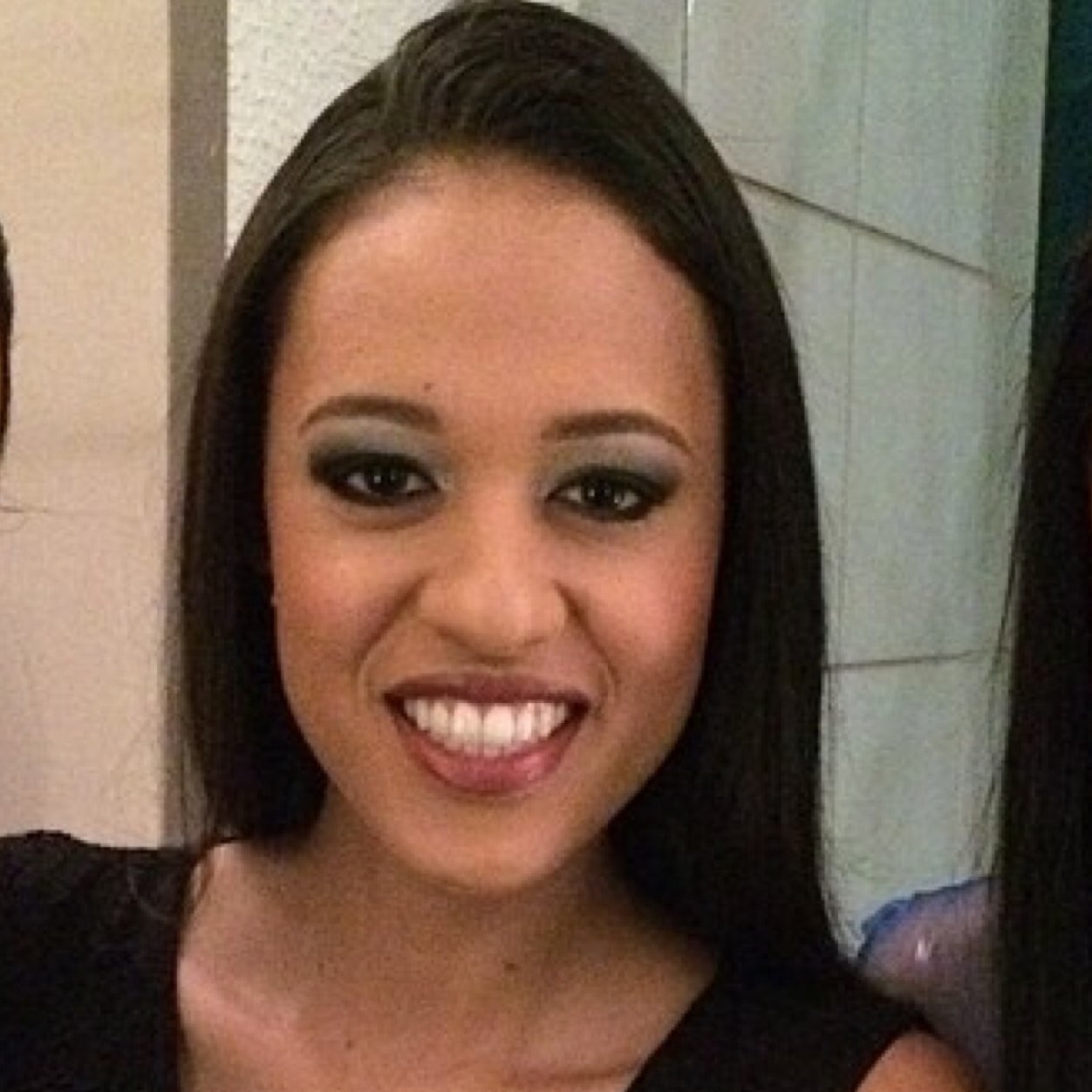 LaraLimaa's profile picture. 