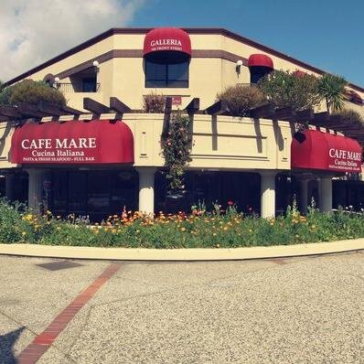 We use only fresh local and organic ingredients to deliver an experience of traditional authentic Italian cuisine  and specialty hand crafted cocktails.