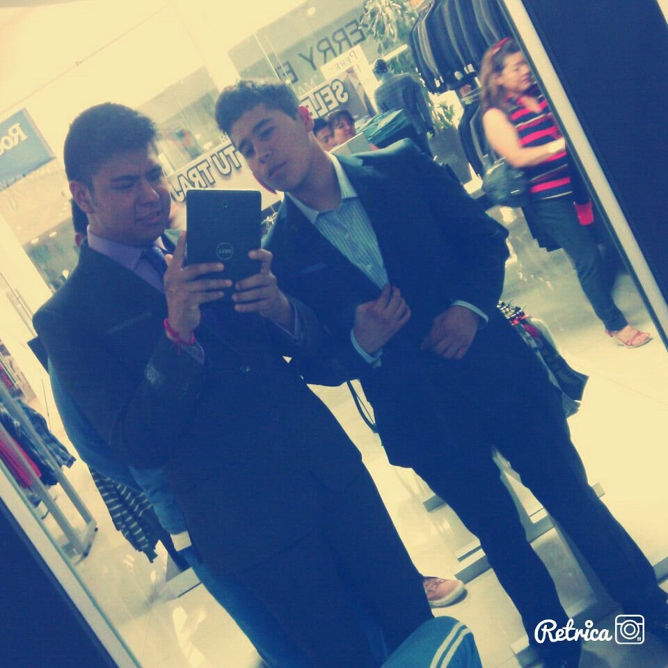 Me fascina estar en ambiente echar el coto con mis amigos  y de mas  ;)