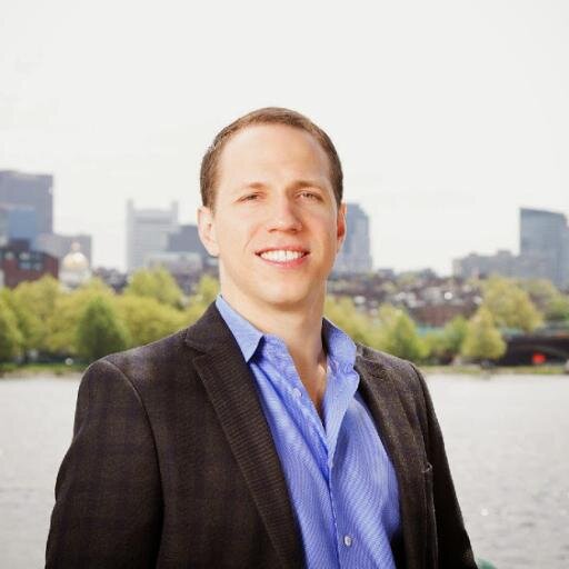 Founder of e-commerce consultancy @growthspark, @shopify expert, @babson alum