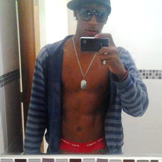 homens fαzem mulheres chorαr! (é até normaal )*

☆ mαs quando umα mulher fαz um homem chorαr...

é porq ellα reαlmente significα αlgo prα elle!!!