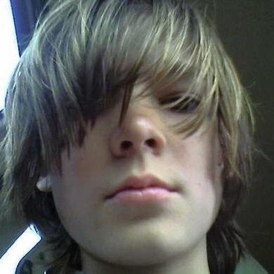 Just a guy that likes dragons, Im emo.. dont judge ;-;/ Im with a VERY special girl 3 I love her, Her name is Caroline c: Hatersgonahate