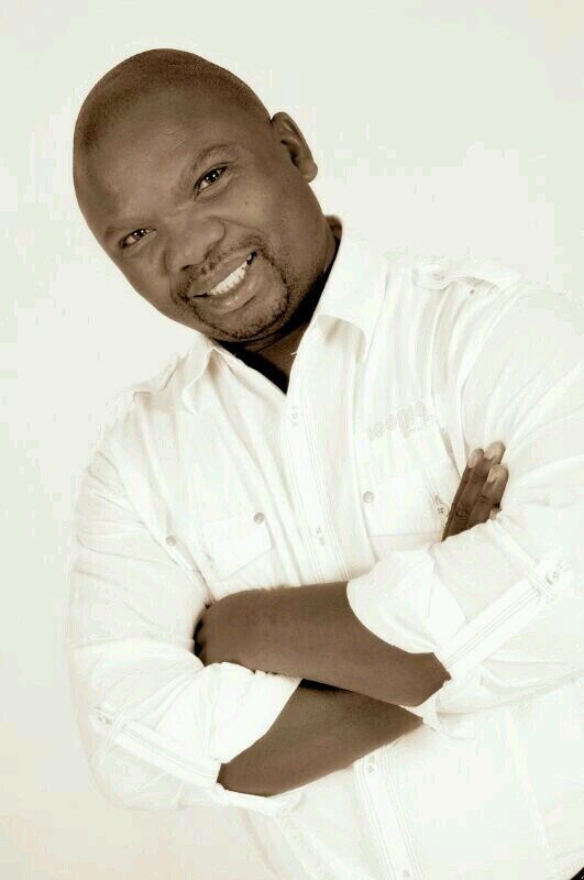 SABC Sport Presenter at Umhlobo Wenene Fm.
For MC Bookings please email me on sterrangqez64@gmail.com