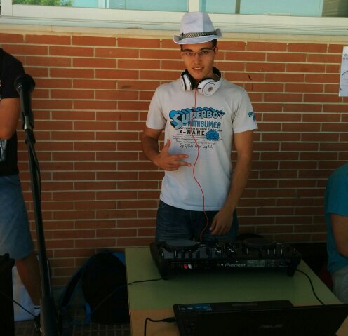 Beatmaker/Productor/Dj
Hip Hop/Rap/Reggae/Trap
https://t.co/Nh1Z0wOjMi