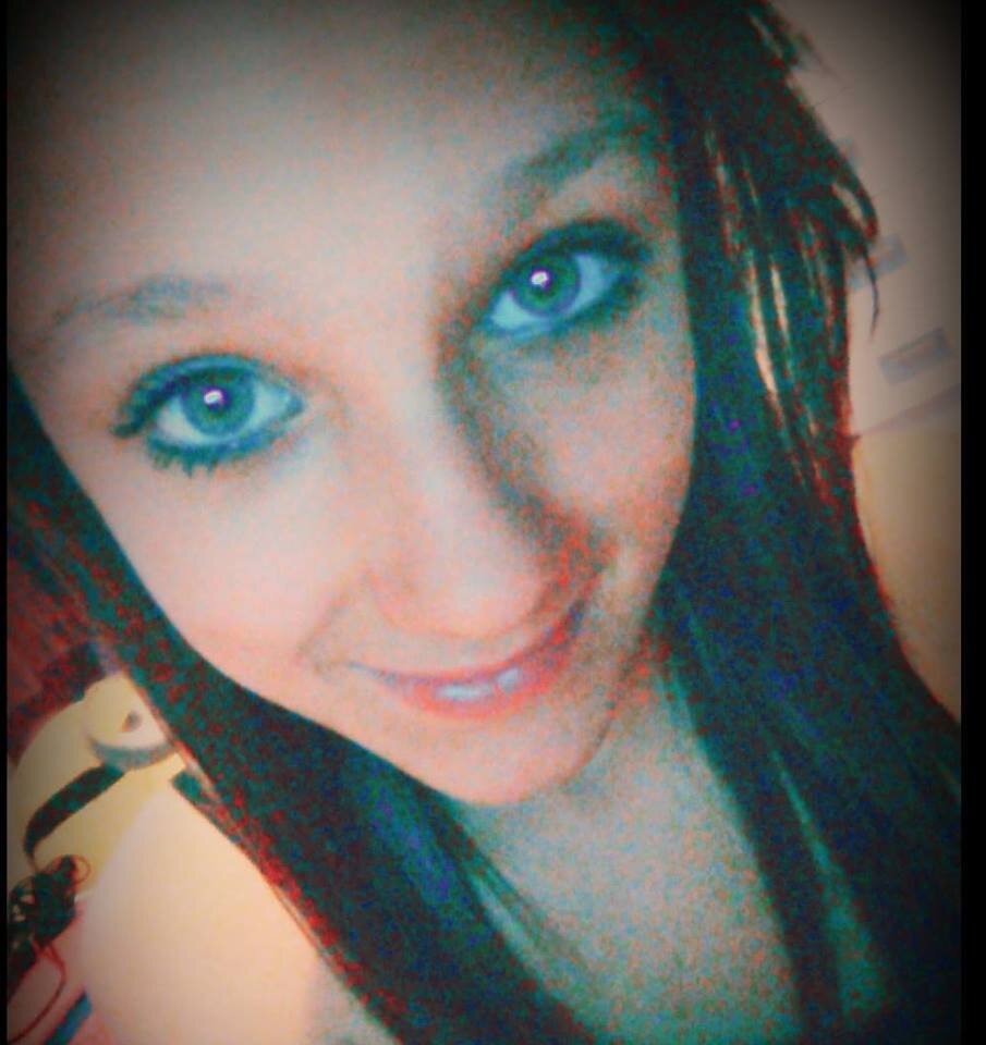 Hi c: My name is Maisie and I love M.A.D. I also love to sing c: