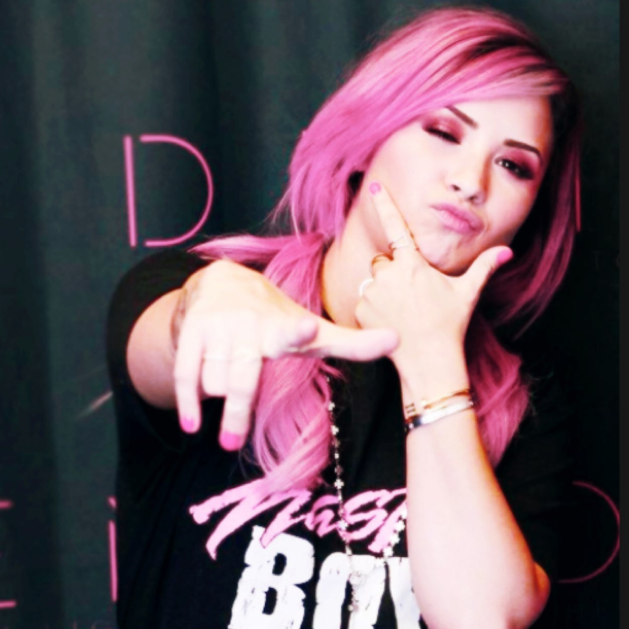 I saw Demi's live in 2009,2010,(2012x2times)at Neon Lights Tour 4/27/2014 ❤️❤️(Brazil,Rj)