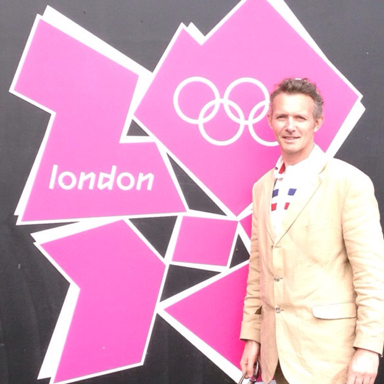 England Hockey Master 🏑 , fitness geek & general sports dude | 🚲 cycle commuter | creative industries interest especially  🎭 entertainment & sport