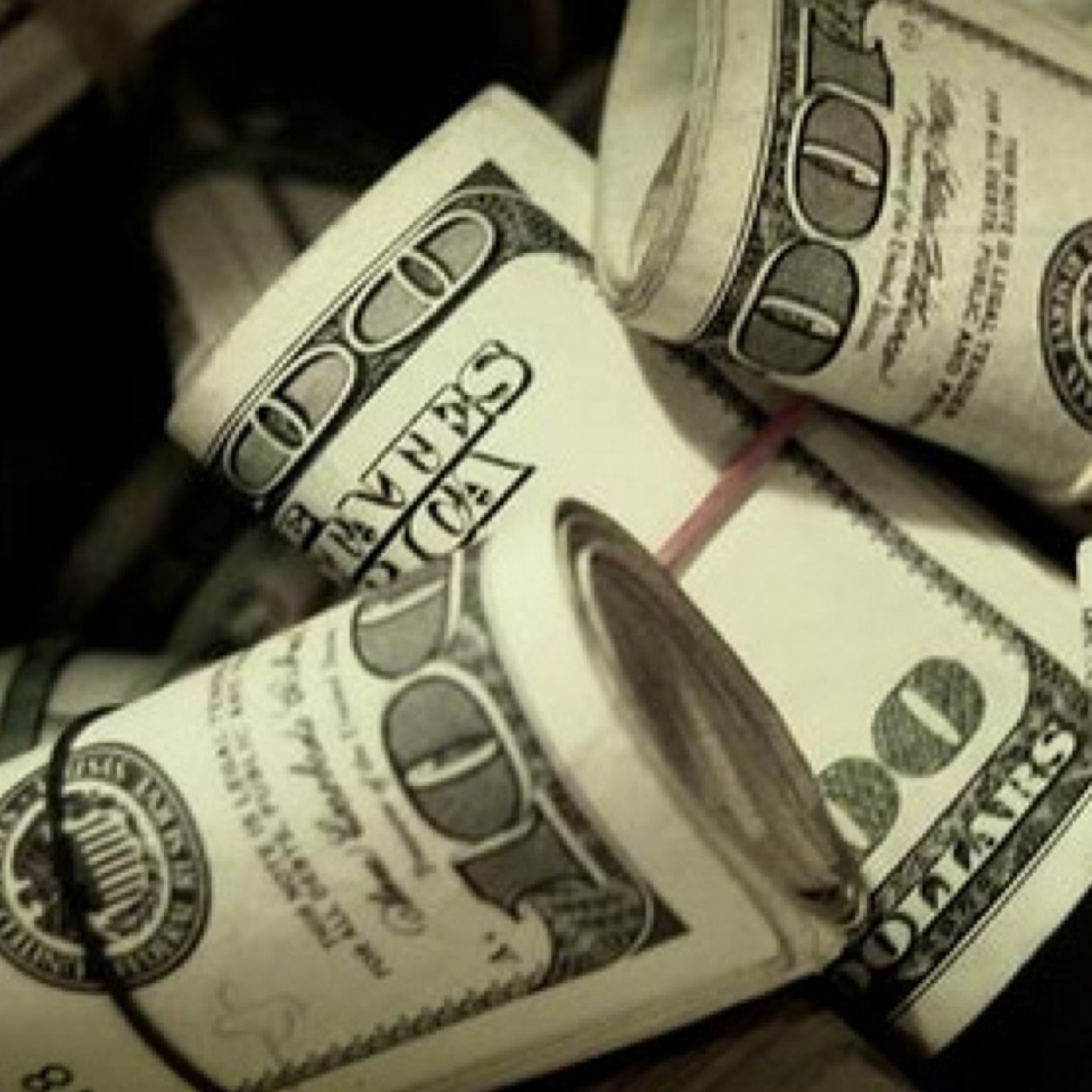 hiddencashgboro's profile picture. I drop money around greensboro, nc. I will post pictures to hint at where the money drop is. All yall have to do is go and find it!   
Inspired by @hiddencash