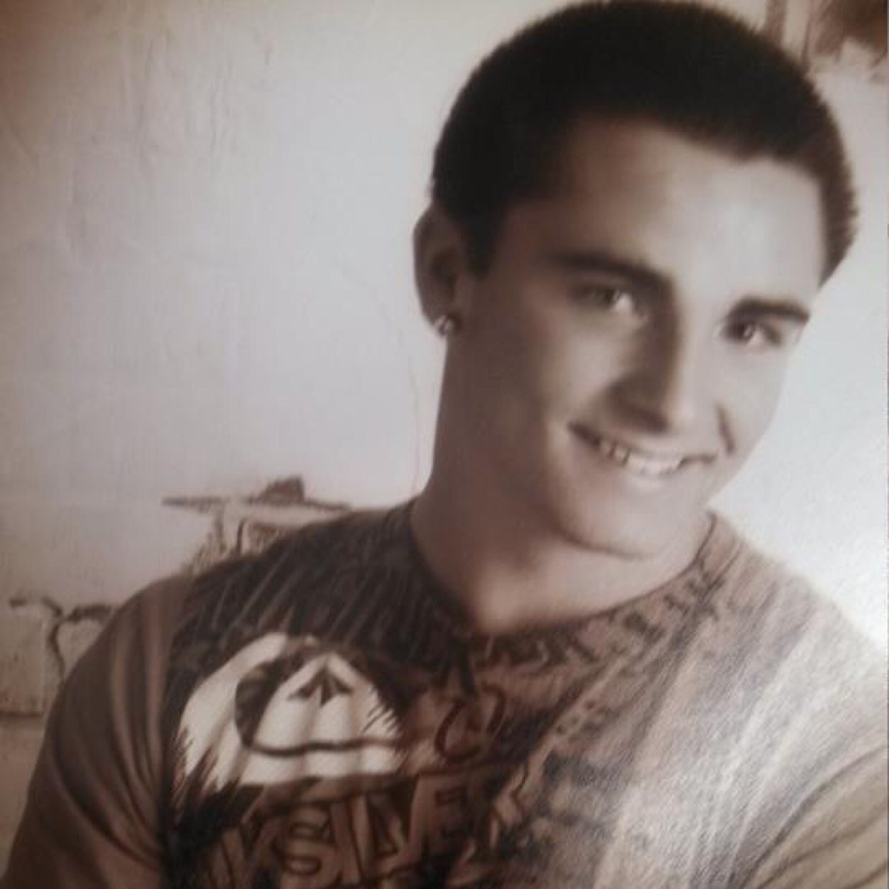 CGoodie8's profile picture. Sports dont build character. They reveal it.