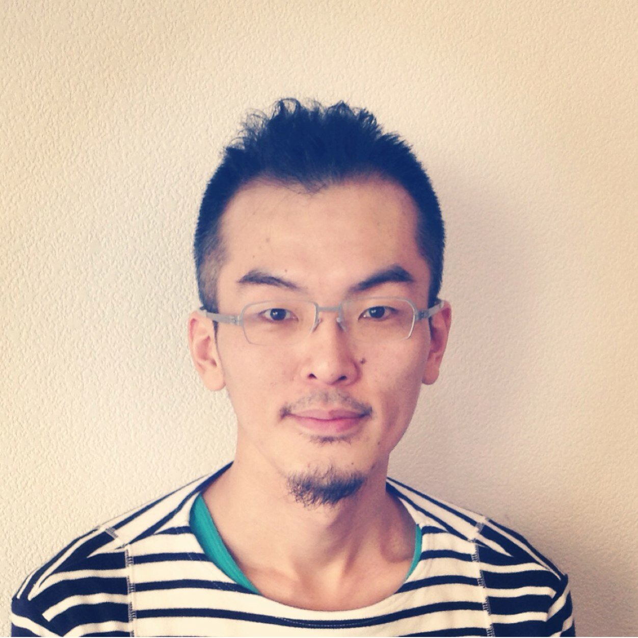 This is @qramo Tweeting in English. Scratcher, Art and Culture, Music, VW Bug, etc… a project researcher in #UTokyo but almost posts are personal comments
