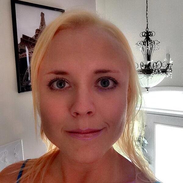 Kandi_Kahne's profile picture. I live in Charlotte, North Carolina. I Love football..Go Pack Go & pretty much addicted to every reality show on tv