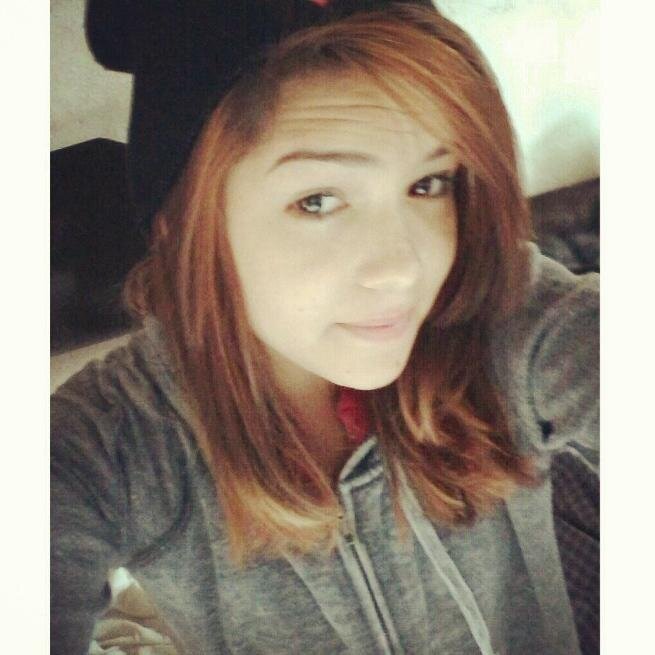 14 aninhos, Ariana, Skate♥ Avril♥ Música♥ Pandas♥  https://t.co/gx13hzpqjY
