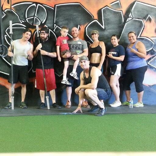 Zona Athletics focuses on Strength training, functional movements, flexibility/mobility, sports conditioning, core performance and kettle bells.