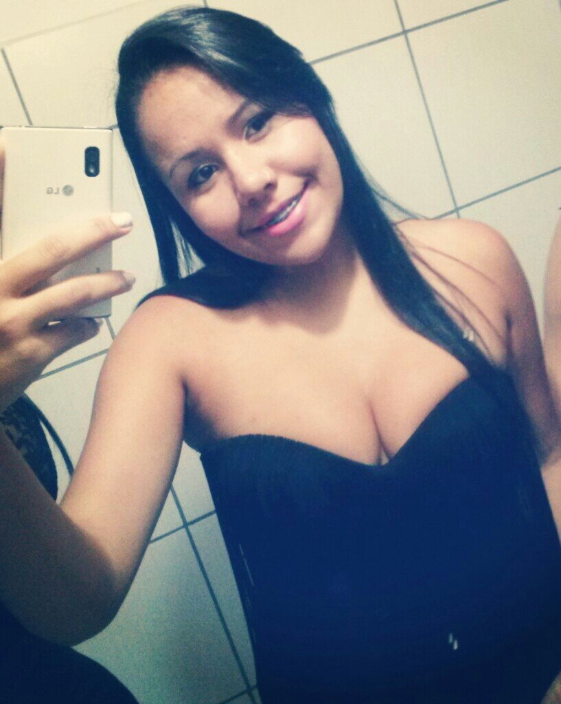 ※ 'ზ -' 17 Anös , Sou Chata , Ciumenta , Alegre , Teimosa , Orgulhosa , Verdadeira , Amiga , Aquaariana , Brava , Chocolate&chocolaate , Vodka .' ზ ♥