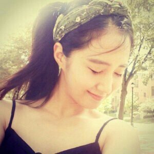 자연을 사랑하는 소ㄴㅕ... 하늘을 꿈꾸는 소ㄴㅕ... 동심의 세계를 믿는 쪽빛하늘을 닮고 싶은 소녀.. 맞팔100%환영~^^♡