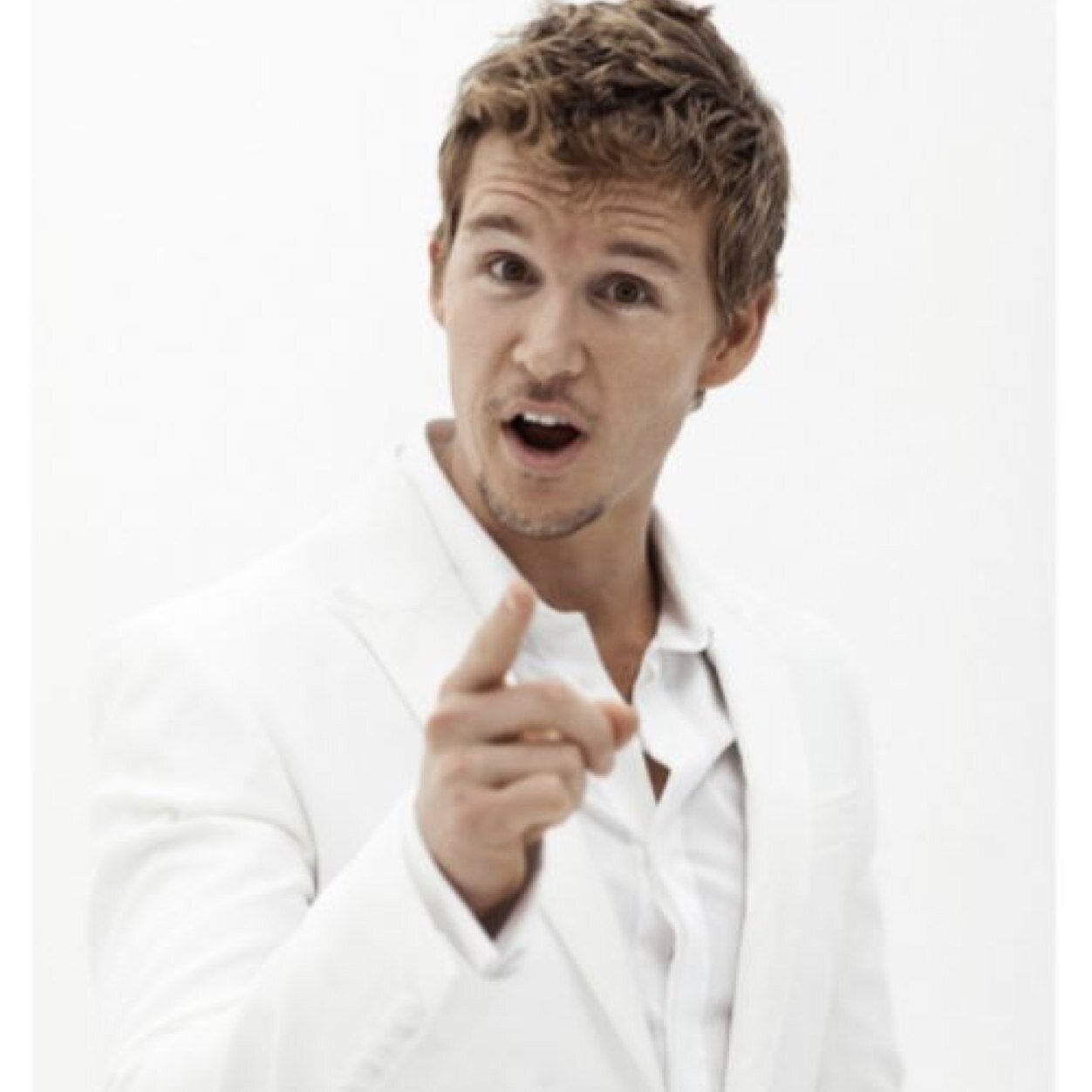 I'm a drunk that lives in a trailer home. I do business with Olivia Godfrey a lot. Single. [#HemlockGroveRp 21+]
