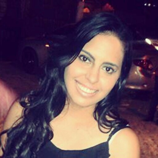 ...,Brincalhona,Sonhadora Demais,Complicada,Comprometida por DEUS, Estudante de Ensino Médio,SHALOM,Bem Feliz, e literalmente apaixonada pela vida.Prazer ! ;D