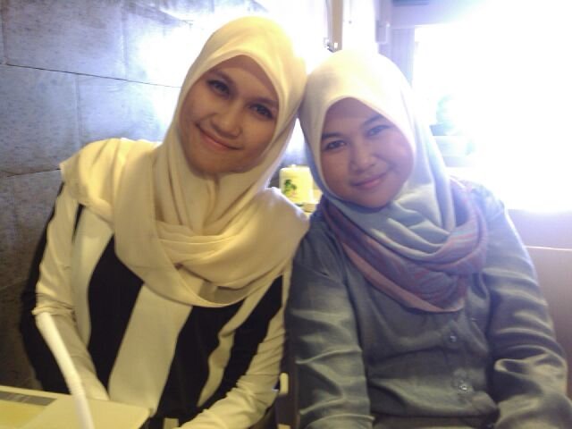 hylfanrie's profile picture. Married Woman ||♥Allah SWT♥Mom n Dad ♥My Husband »The Owner of @MF_Merch ♥My family ♥My friends ♥My Precious Life :)