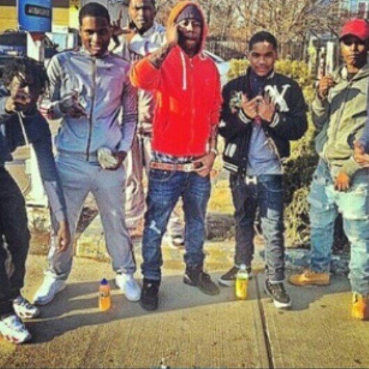 Widd sum thots but its nothin major if u widd the opps den yo life in danger im off the molly but i love drankin #Free Gary