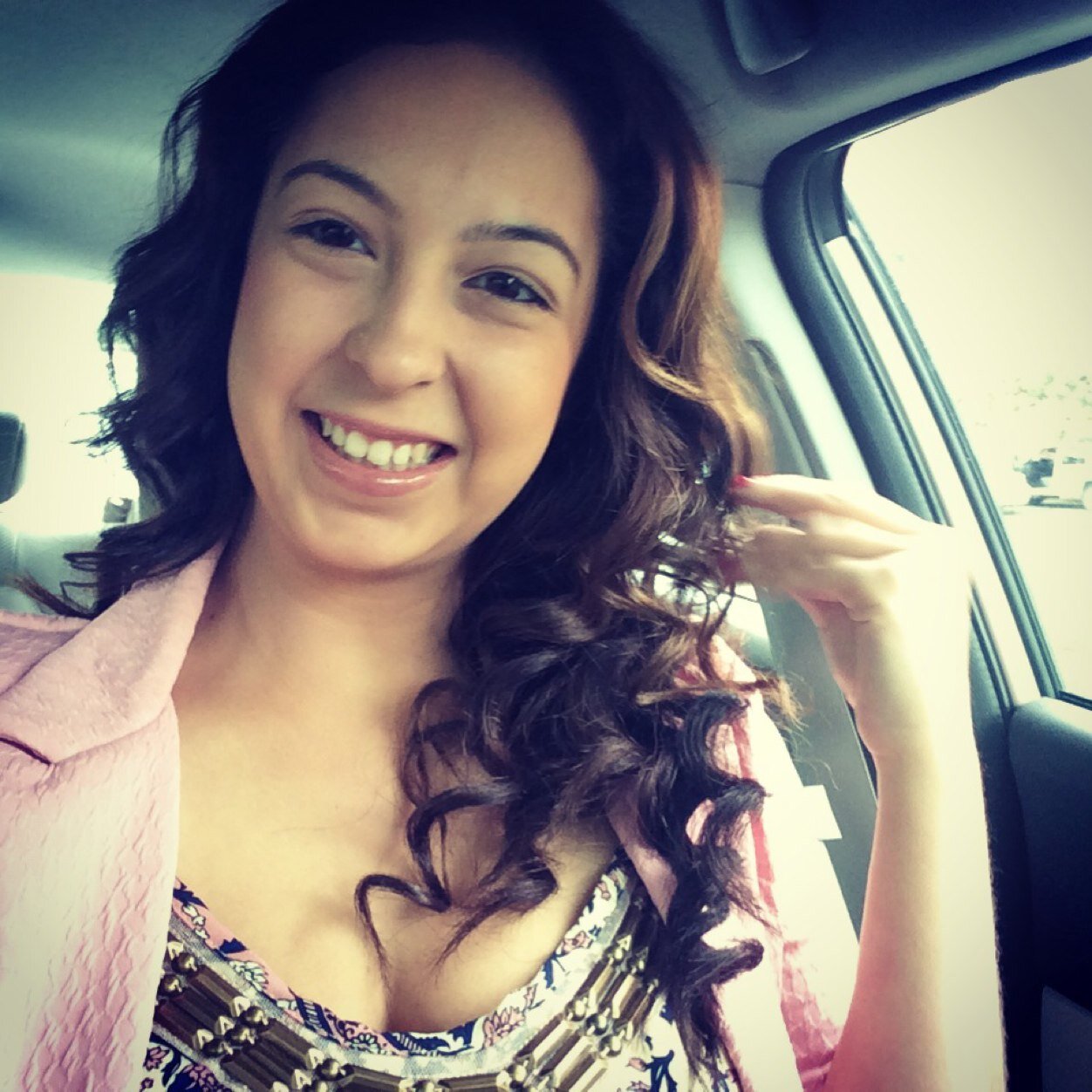 AriasArias2323's profile picture. 