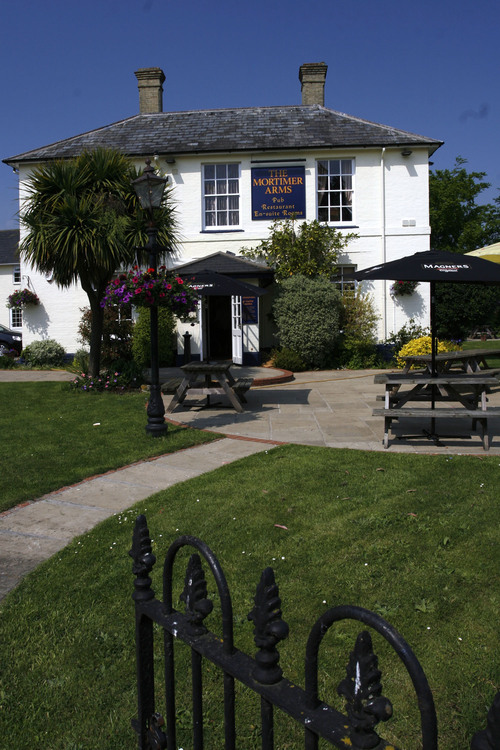 Amongst the peace and beauty of the New Forest this delightful inn is a haven of tranquility.