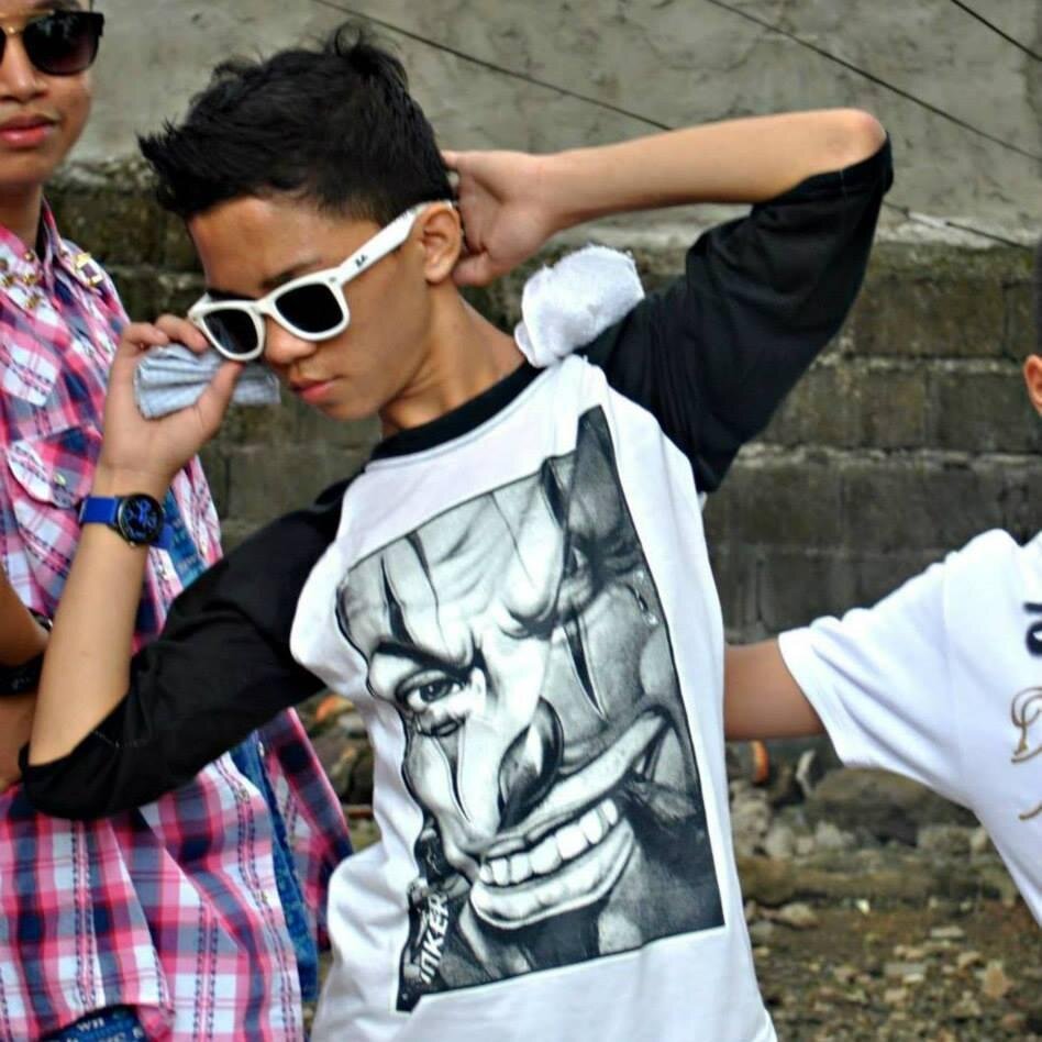 my name is jonar ranusa olivares my born day september 22 1998