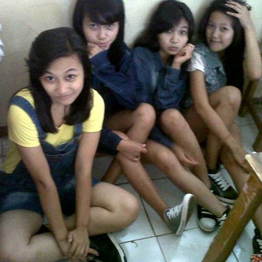 SMAN 3 GARUT  ♥ XIIS3  ♥  FOLLOW ME JUST MENTION ♥ ♥