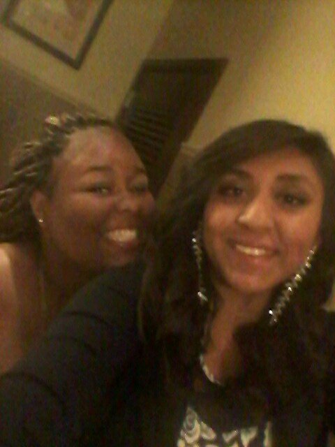 ShardejaGurl's profile picture. 18 years old,  graduated, and looking forward to the future.