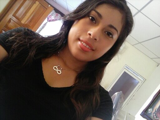 17/Una chica normal. Sigueme & te sigo! ♥| 23/02| :3