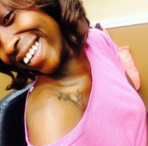 av£ am´our 5.. and I'm still her ✊