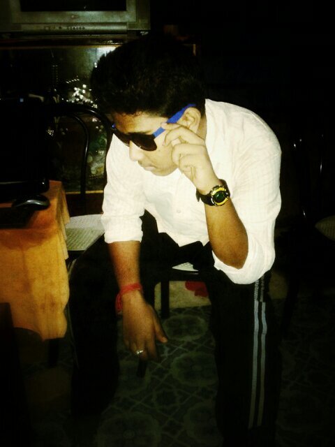 rahulkundu340's profile picture. just chiled up bro..i am only 18