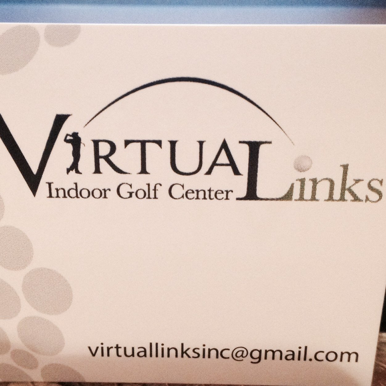 Golf 362 days of the year. Indoor golf center, play 85 famous PGA courses. Bistro serving beer, wine, food and non-alcoholic drinks.