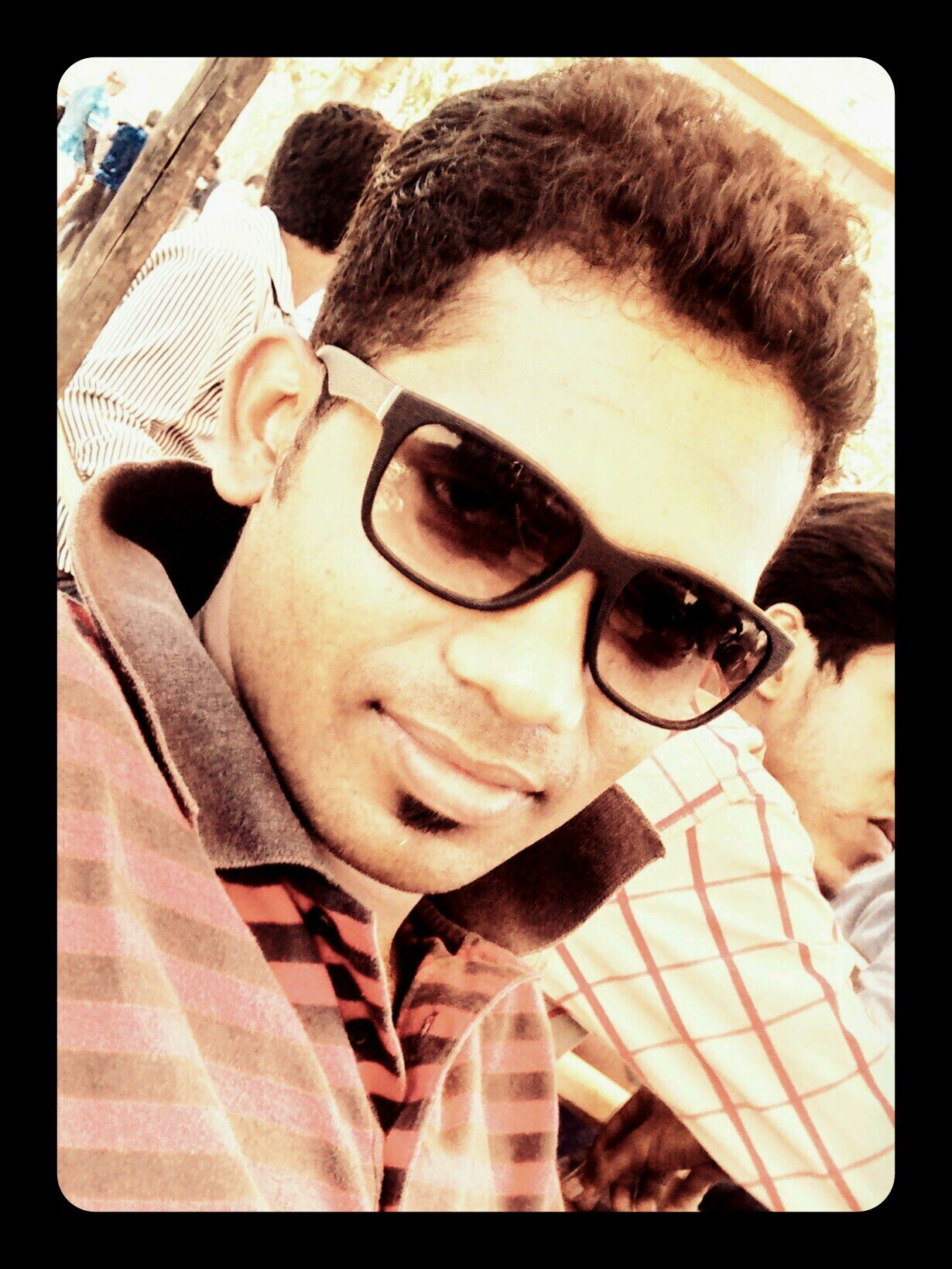 Happiness is a choice. Dont expect it to come to u
