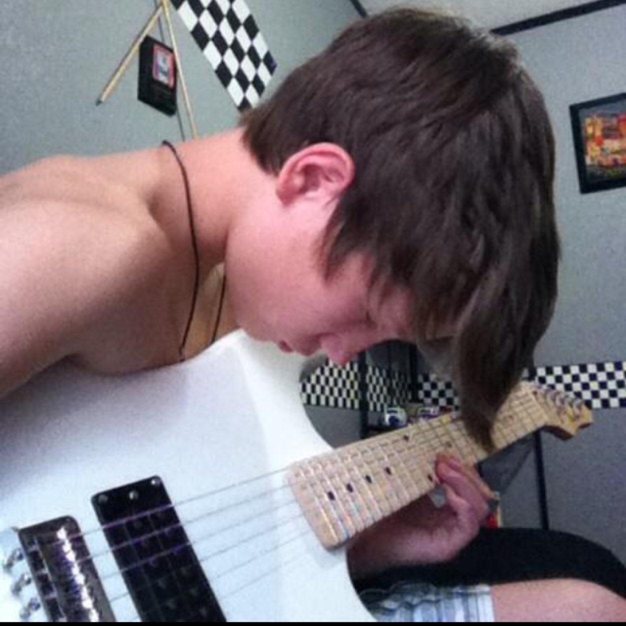 I play electric guitar im 12 years old and i love music internet and my friends