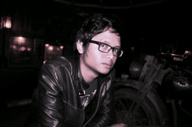 billylangit's profile picture. ngapain jatuh terus diambil lagi?|