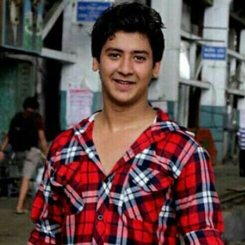 Fan Club of Abhimanya ,Upcoming charachter in Mahabharat ♥ . .Follow us :))love Paras Arora. ..♡♥♥♡★★