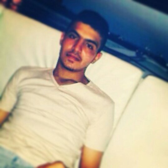 my name is Hazem Al Qaisieh half Plastaian half Jordanian and proud 3 ... follow for follow back