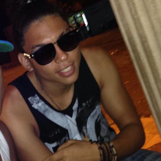 artista d música urbana ...flow pura versatilidad..bling you now