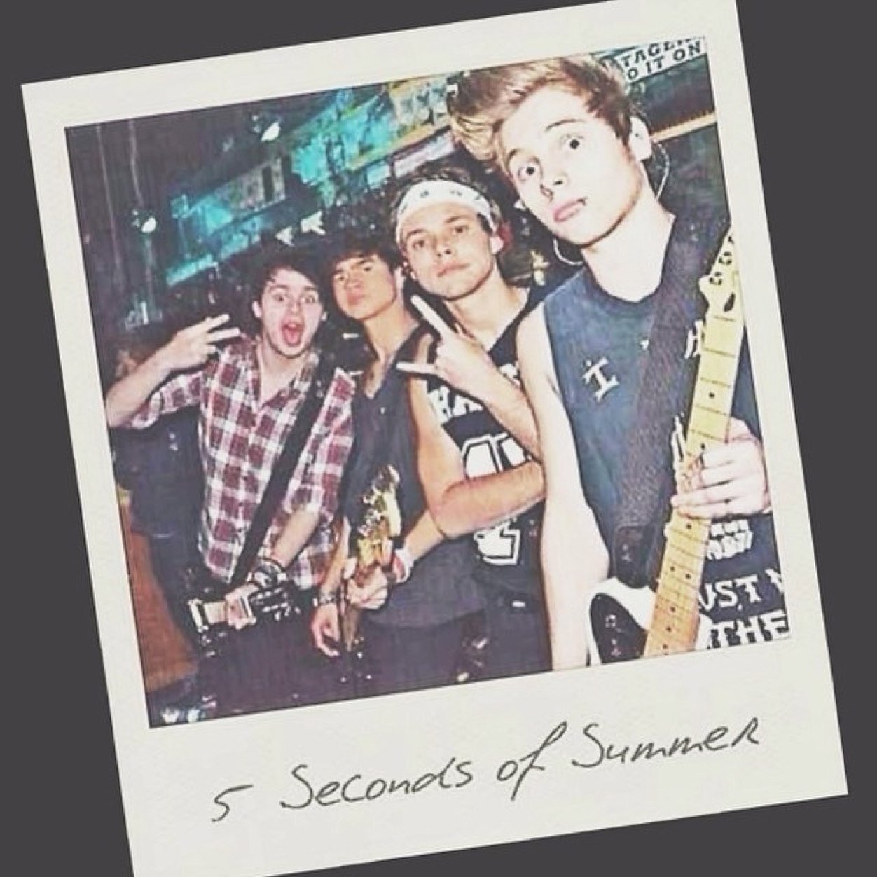 5SOS is my world!! My other account got hacked -.- love my 5sause fam! Im a michael girl but i love them all. Follow meee ill love you forever