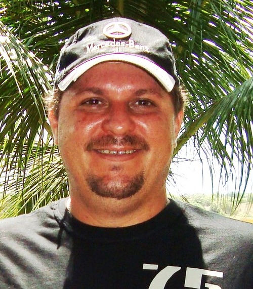 Cearense, Amante de Tecnologia, Analista de Negócios e Assessor de Gabinete.