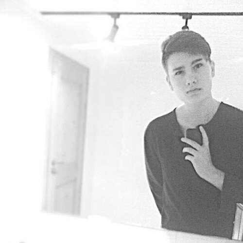 AyaZYzv's profile picture. Follow and I follow back :)