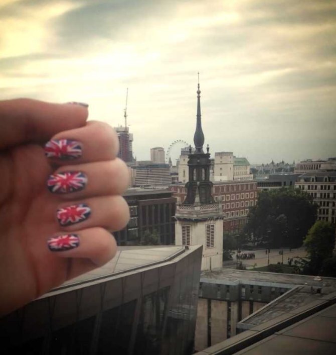 - NailArt - Winacties - Tutorials - Volg mij als je leuke ideetjes op wilt doen :) Elke volgers krijgt altijd een FB ! - 242 lakjes -Sinds 20 augustus 2012
