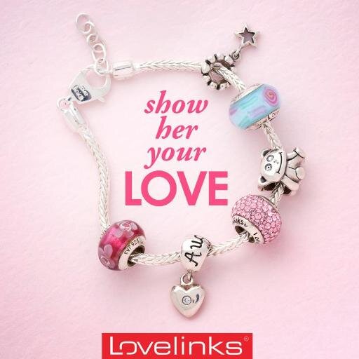 Modern lifestyle sterling silver jewelry and has a huge range of silver and gold charms with a variety of colorful murano glass and a ready to wear accessories.