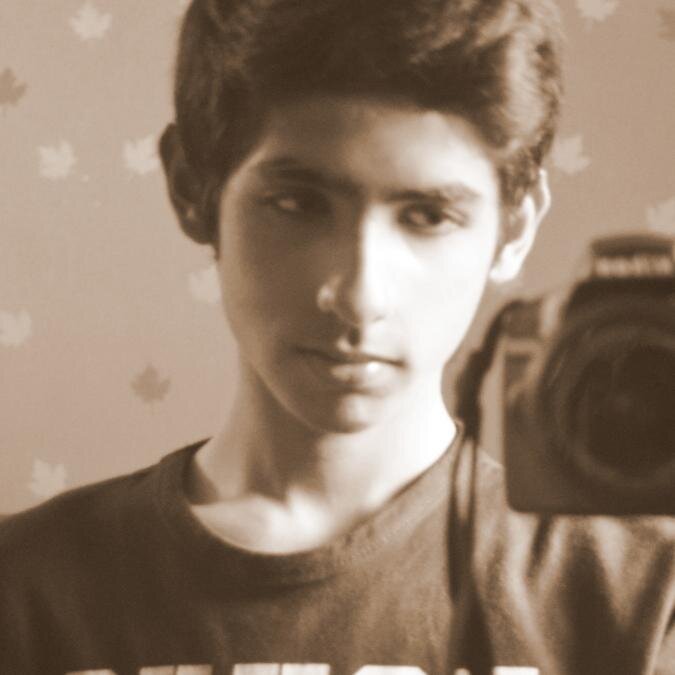 ♣Zeeshan♣  
|Photography'Freak|                          *Hate accumulator*                *Repulsive*     •FotographieForLife' •Pisces